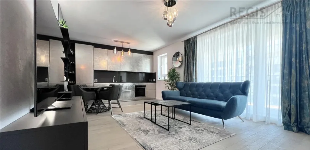 Apartament premium Coresi Kasper upgrated amenajare rovere