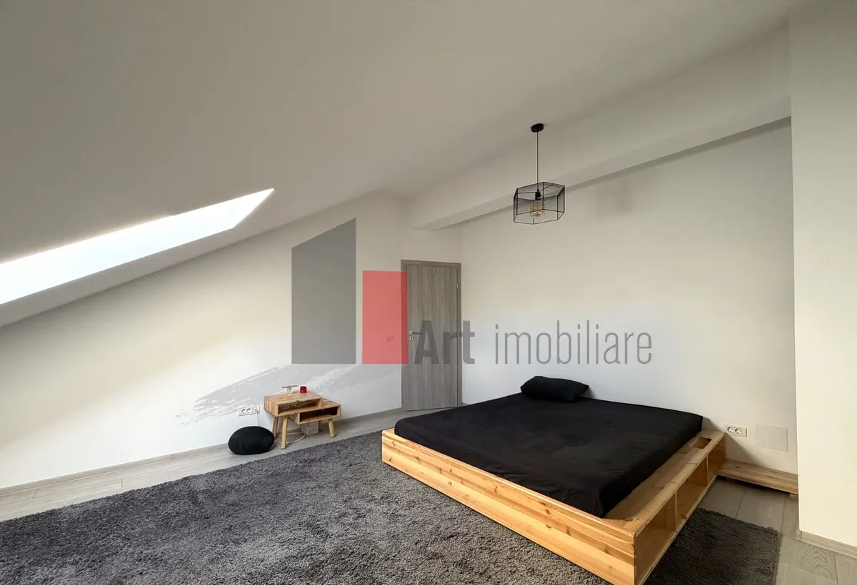 Calea Calarasilor Popa Nan apartament 3 camere tip duplex