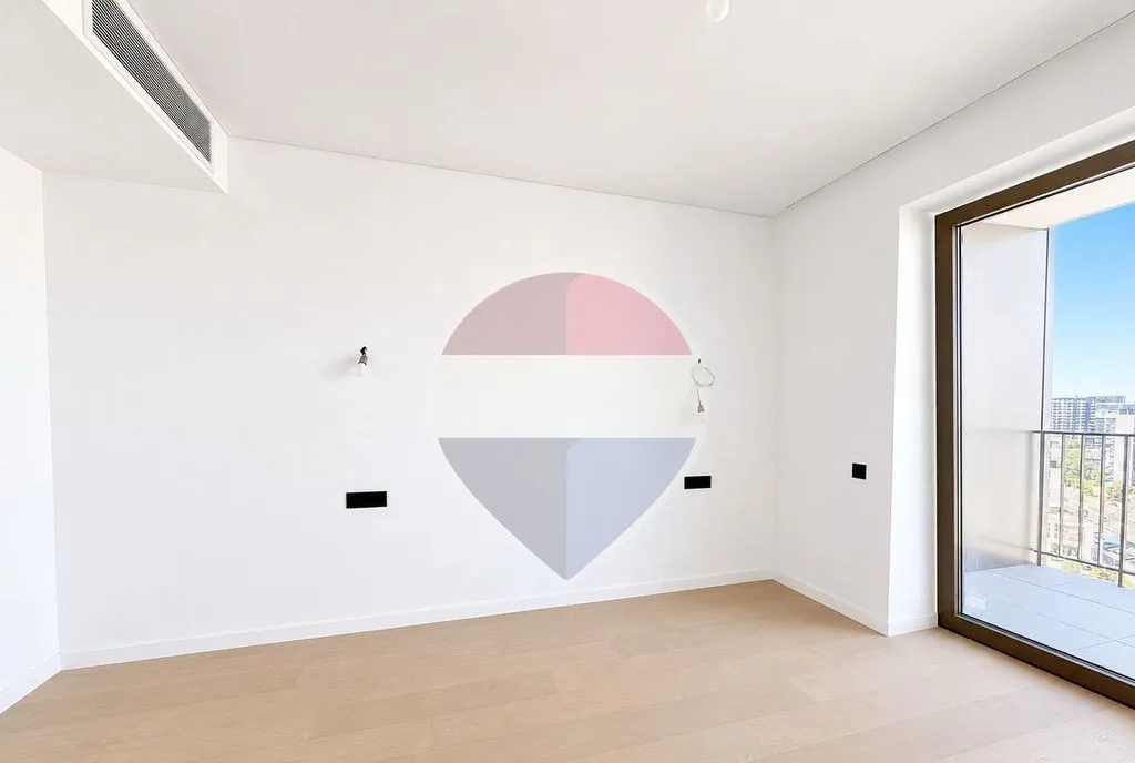 2 Camere Etaj 14 Terasa 15 46 mp View Superb One