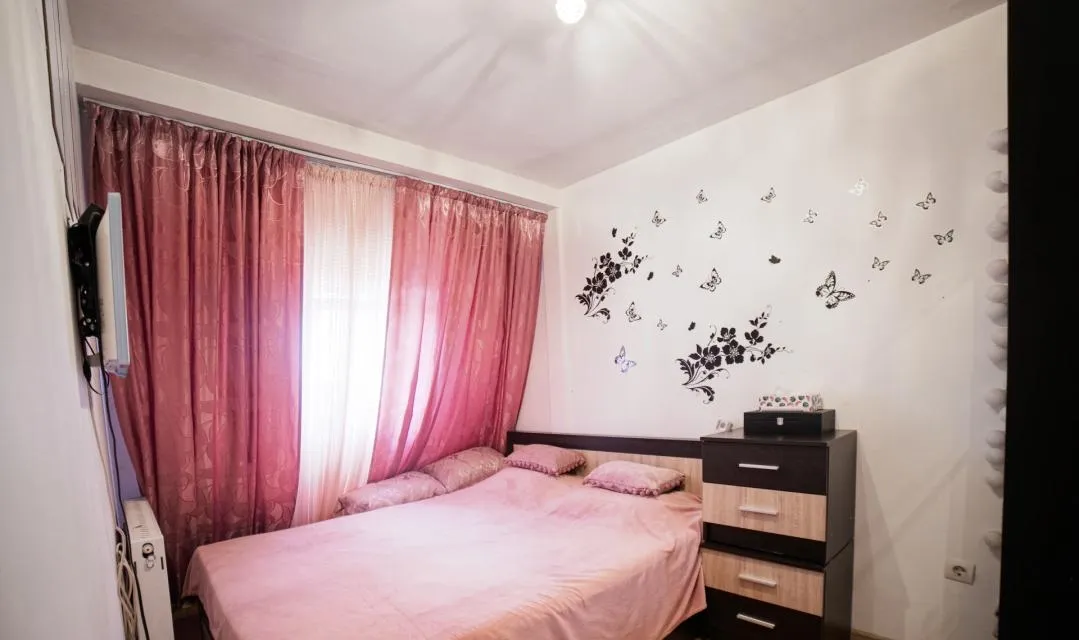 Piata Resita duplex 3 camere 2 dormitoare etajele 5 si 6 44 77 mp