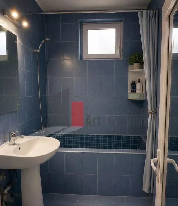 Vanzare apartament 3 camere Bd Obregia Turnu Magurele