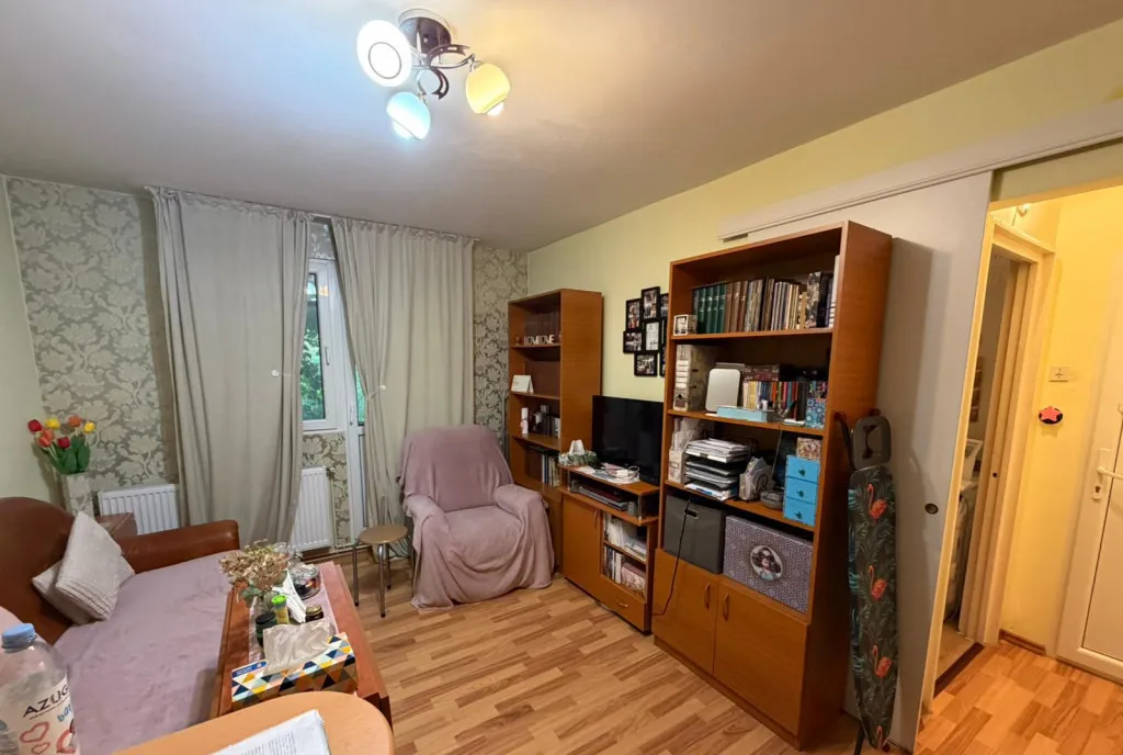 Sos Giurgiului Piata Progresul 2 camere 37mp etaj 1 sem