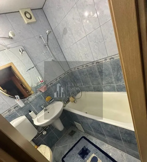 Apartament 4 camere decomandat Titan 80 mp Central
