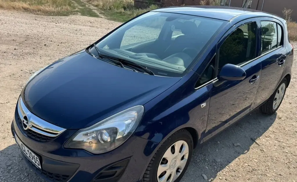 Opel Corsa 1 3 2012 Germania 2 950 eur