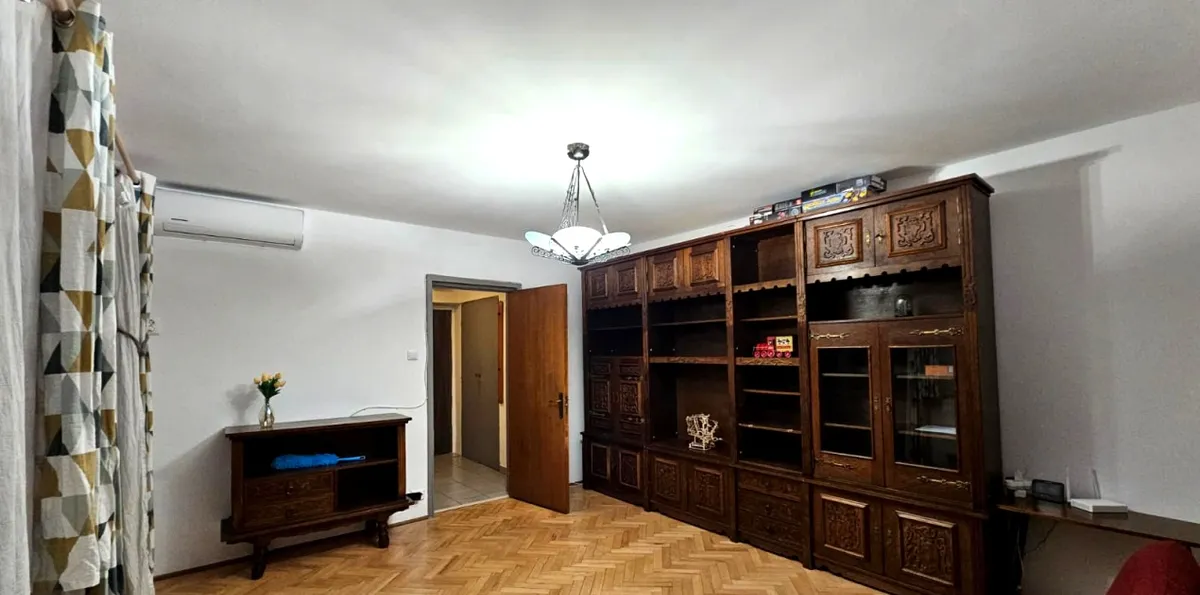 3 Camere 70 mp centrala proprie 5 Minute de Metrou Lujerului