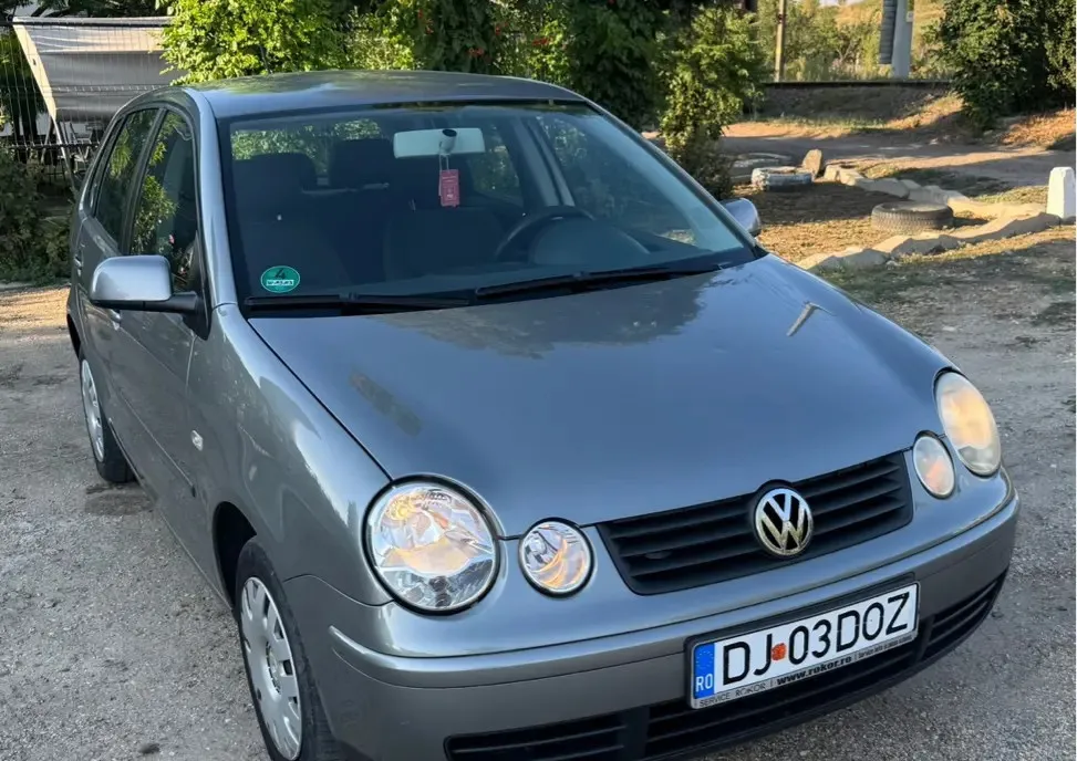VW POLO 1 4 benzina manual 2004 1 950 eur