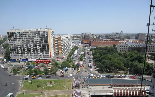 Obor langa metrou reabilitat proprietar
