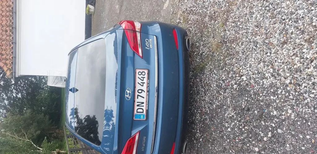 Hyundai i40 1 7 crdi 14 500 eur