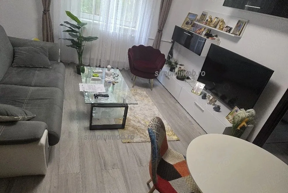 Piata Resita apartament 2 cam sect 4