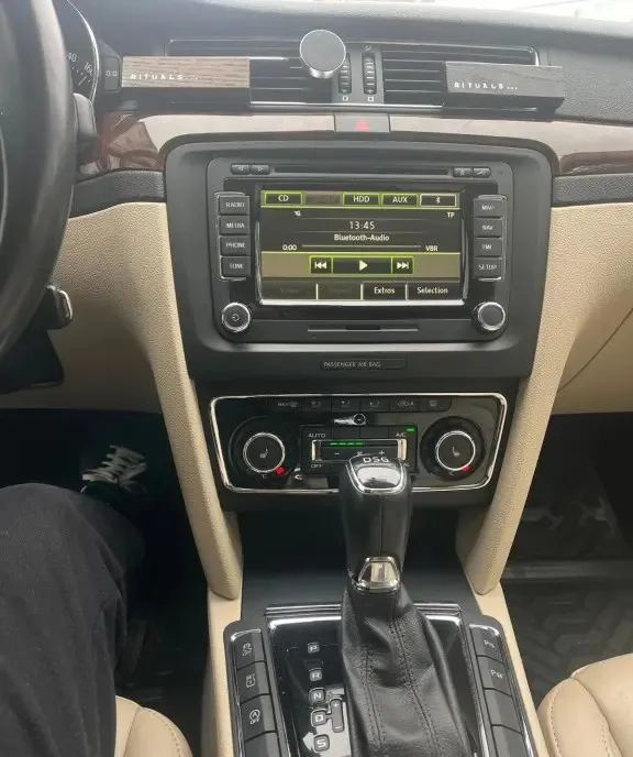 Skoda Superb 2015 second 10 900 eur