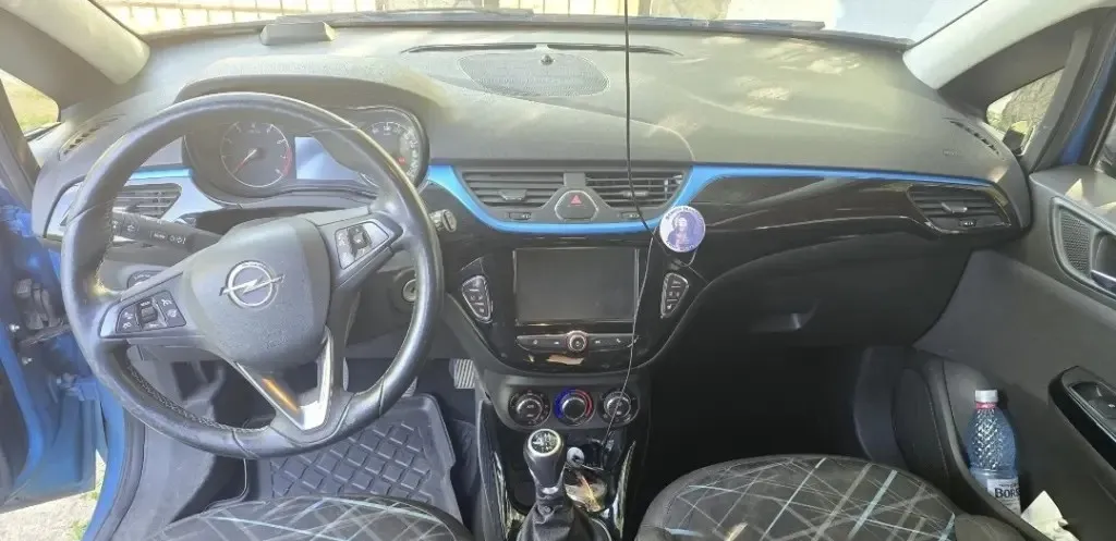 Opel Corsa E varianta sport showroom 7 000 eur