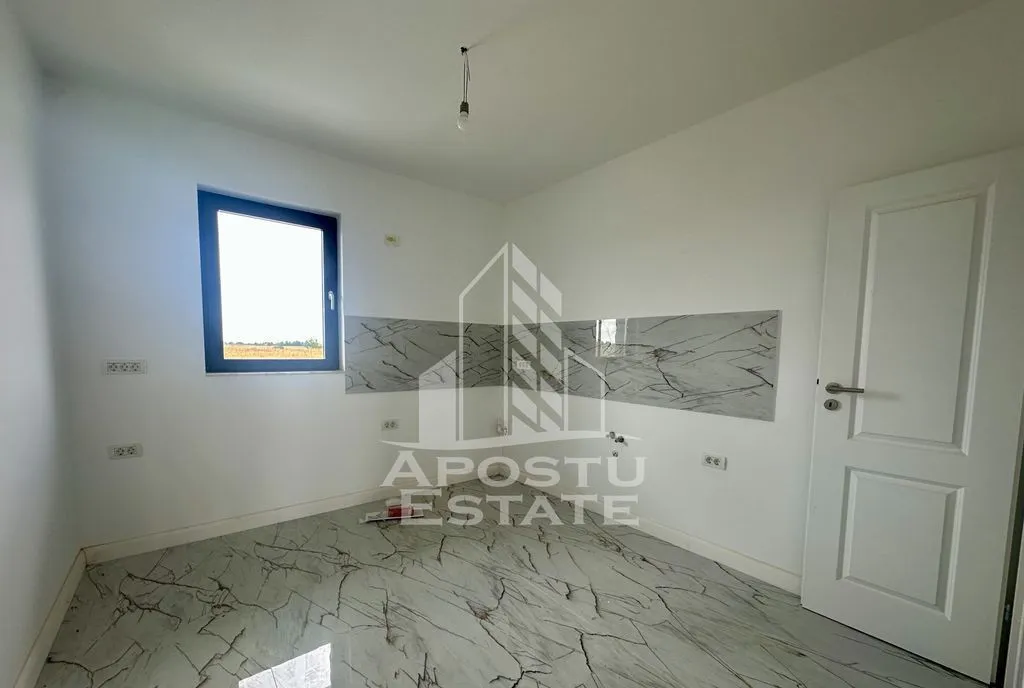 Apartament cu 2 camere semidecomandat etaj 1 zona Lidl