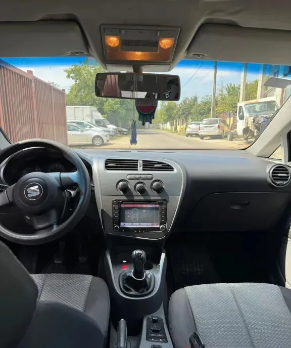 Seat Leon 2006 manuala 3 300 eur