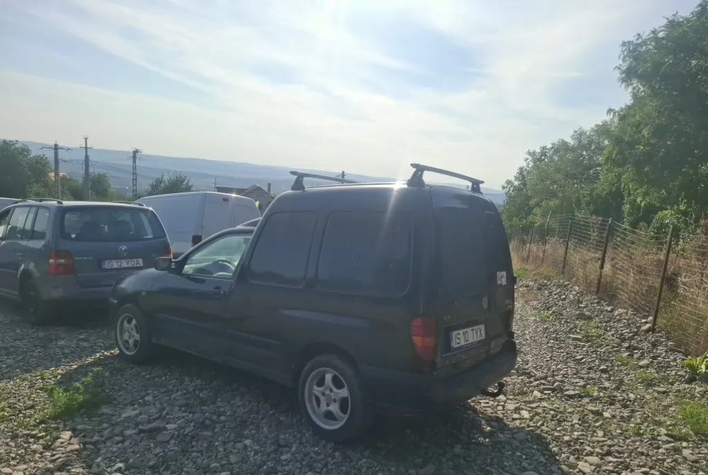 Vw cady 2004 1 9tdi rate cu buletinul 1 499 eur
