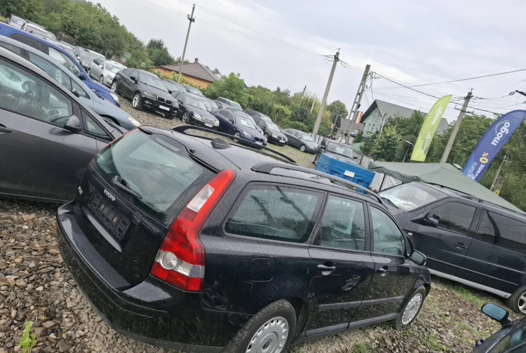 Volvo V50 an 2011 1 6 motorina 2 499 eur