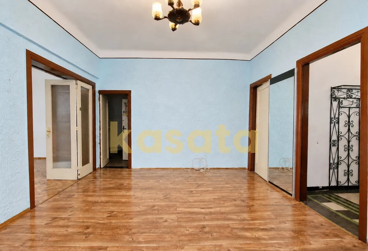 Piata Romana ase apartament 4 camere de vanzare 107 mp utili