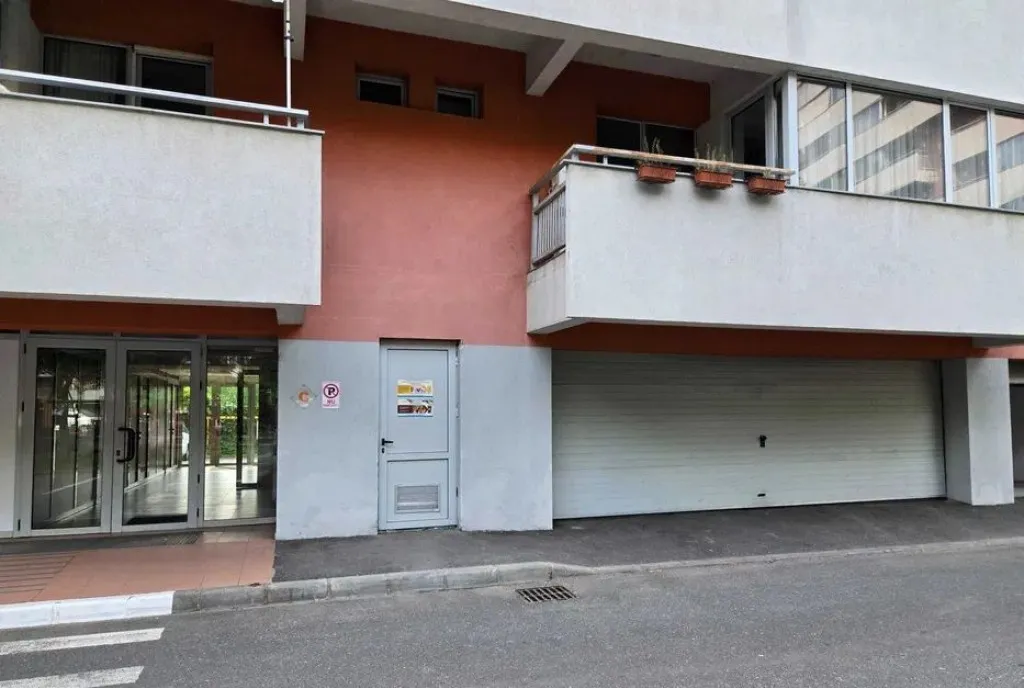 Militari Quadra Place Garaj Loc de parcare acoperit