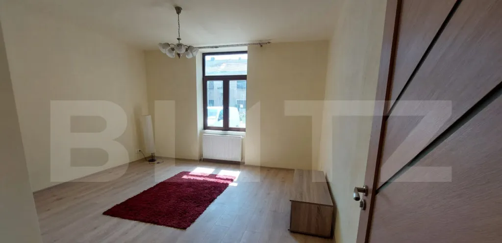Apartament 3 camere 73 mp zona Iosefin