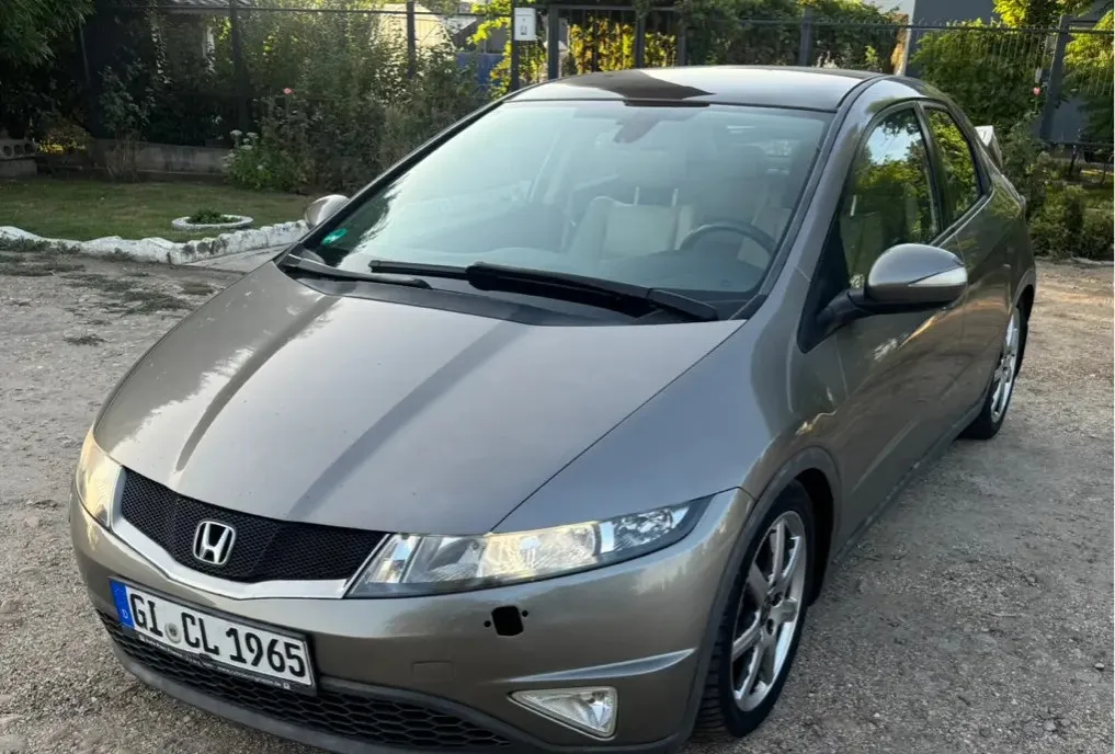 Honda Civic 1 8i 2007 Automata 140cp 3 450 eur