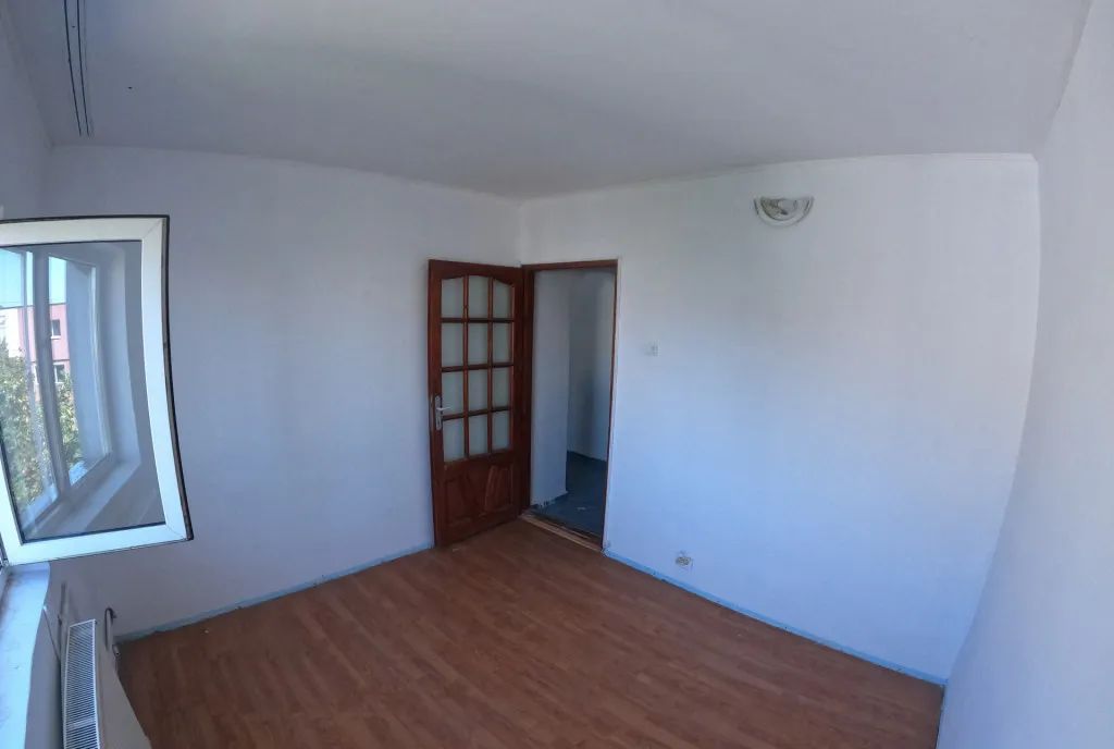 Apartament 3 camere 67 mp 2 balcoane Zona Tineretului