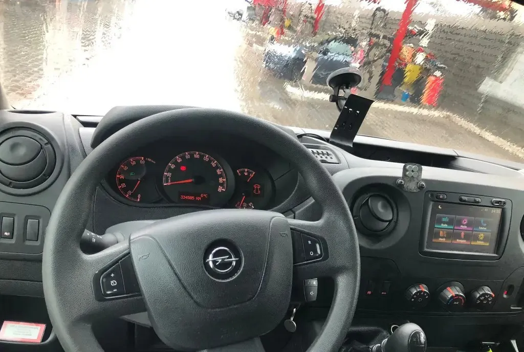 OPEL MOVANO 2018 si 2019 7 000 eur