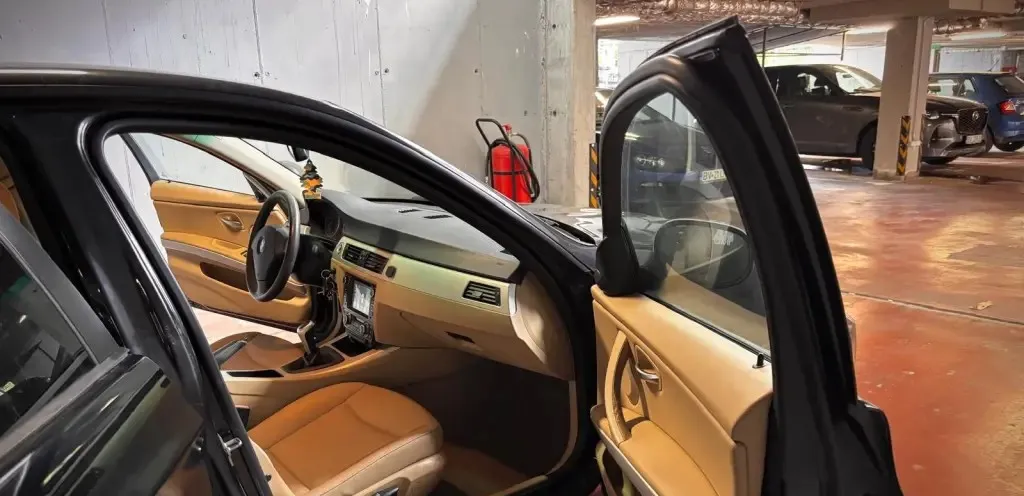 BMW seria 3 e 90 LCI -316 D 2010 Piele crem Distributie schimbata 4 600 eur