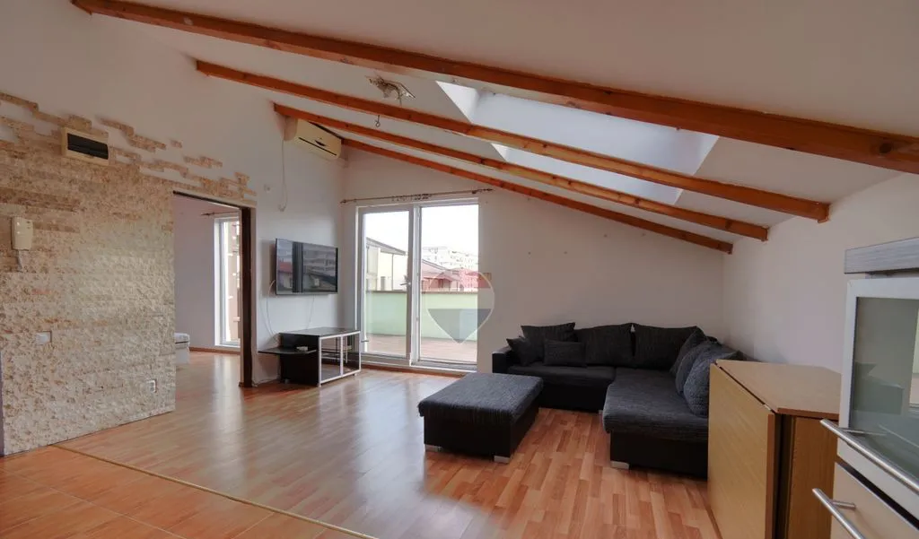 Apartament 2 camere de vanzare Floresti