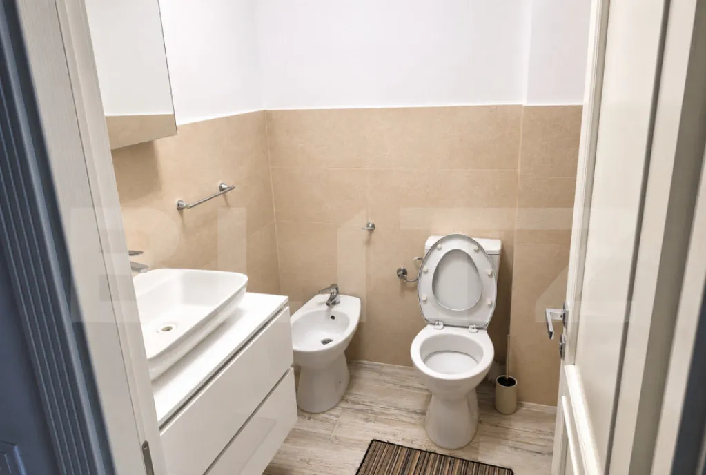 Apartament 3 camere 79 40 mp London Residence