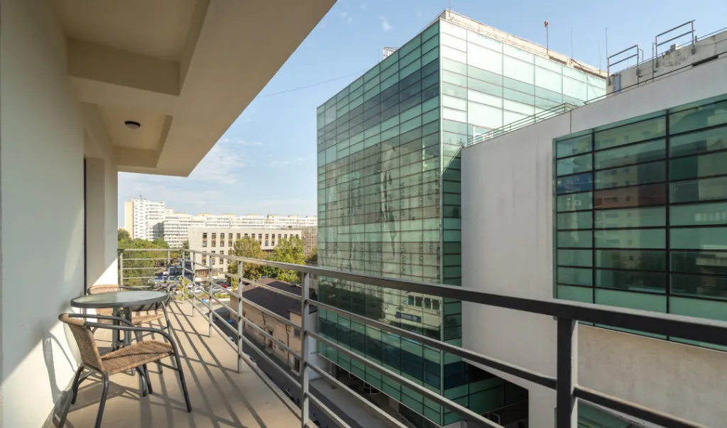 Avrig Parc Obor apartament 3 camere 2 bai etaj 4 bloc