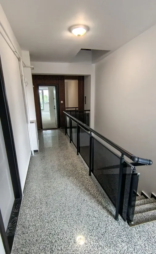 1 Mai Ap 2 camere lux bloc boutique metrou 1 Mai adiacent Bld Mihalache
