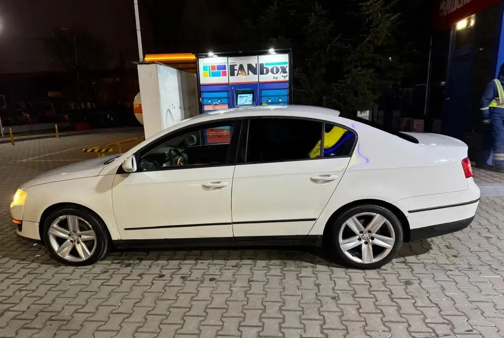 Volkswagen Passat b6 3 400 eur