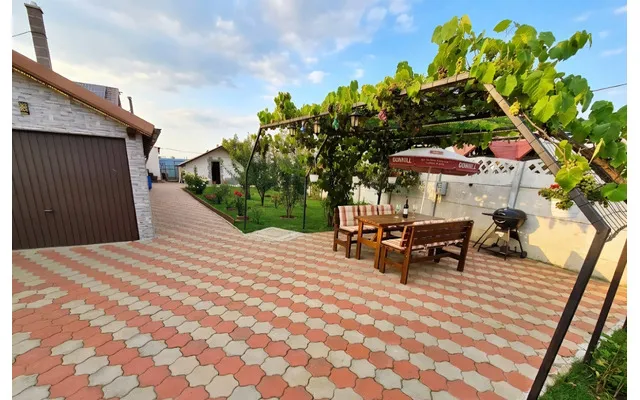 PROPRIETAR - VAND Casa de locuit Parter Mansarda 186 mp