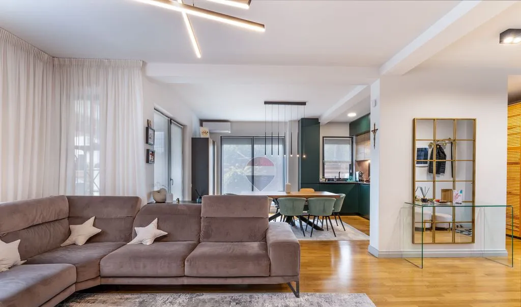 Duplex 4 camere superfinisat terasa zona linistita in