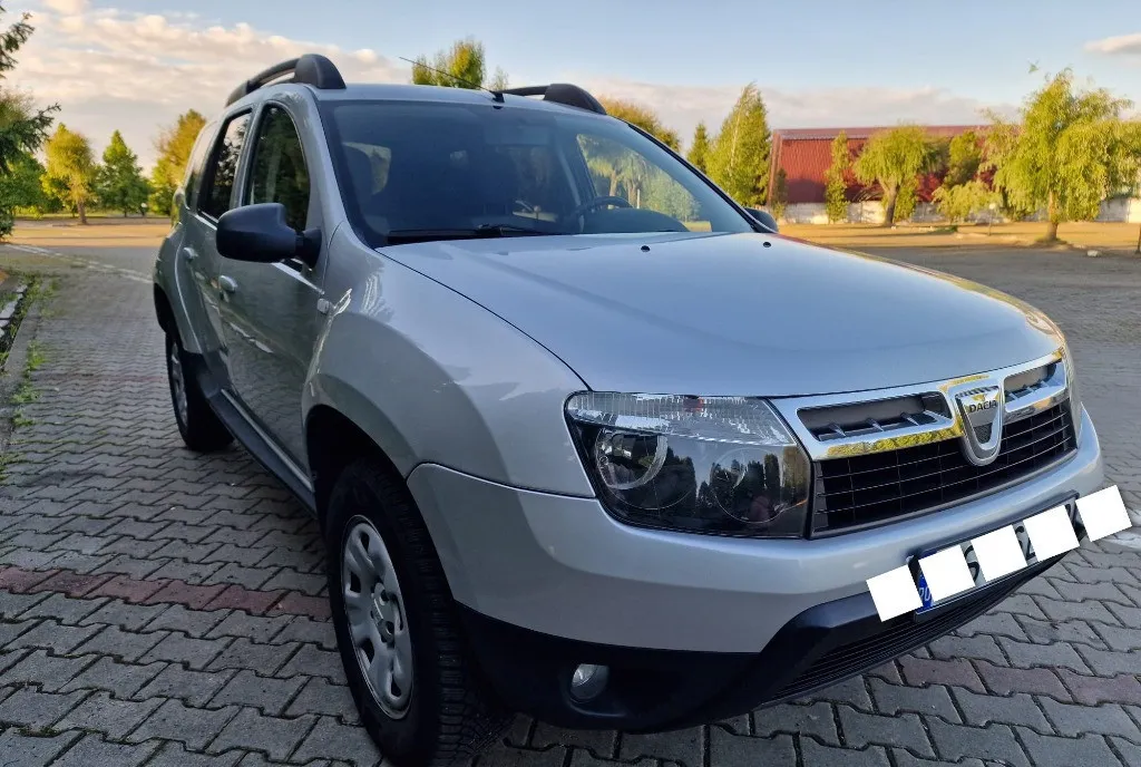 Dacia Duster 16 16v si Ofer raport carvertical la cerere 5 700 eur