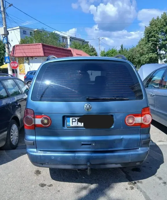 Volkswagen Sharan an 2001 2 600 eur
