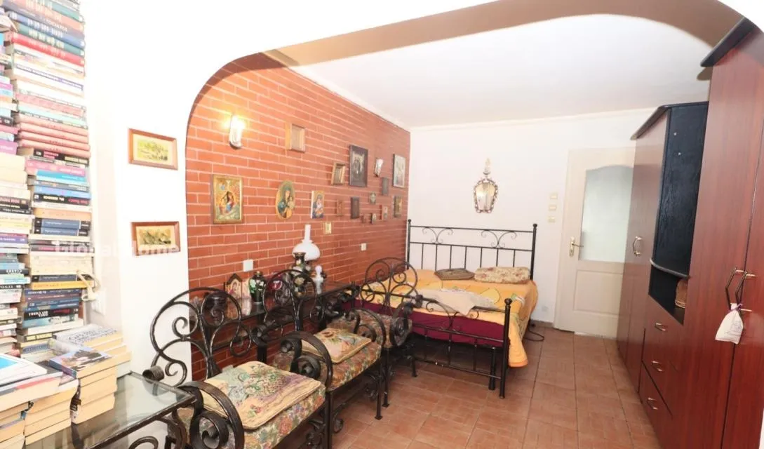 Titulescu 4 camere 94 mp et 10 decomandat 2 balcoane Piata Victoriei