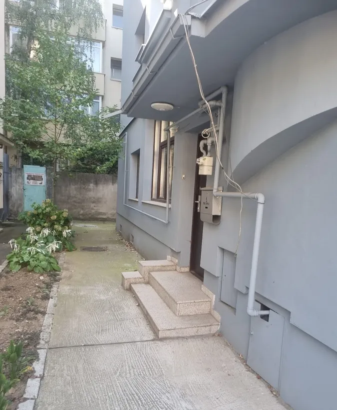 Doua camere langa Piata Alba Iulia Bucuresti