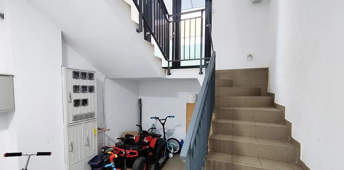 Tineretului 3 camere decomandat bloc nou curte proprie 30 mp boxa 25 mp