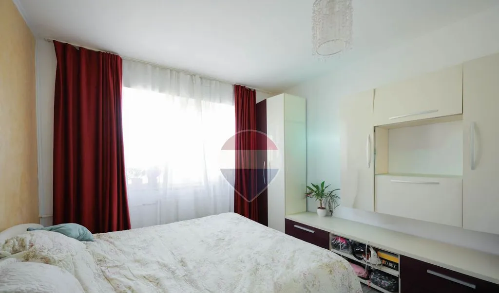 De vanzare apartament cu 2 camere in zona Nufarul