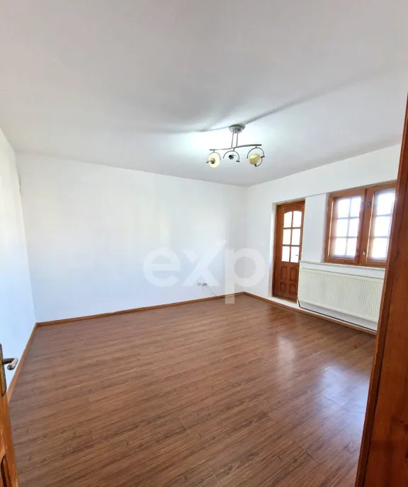 Apartament 3 camere Micro 4 et 7
