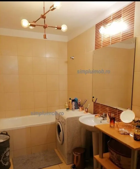 3 cam spatios Living 26mp Splaiul Unirii Confort City