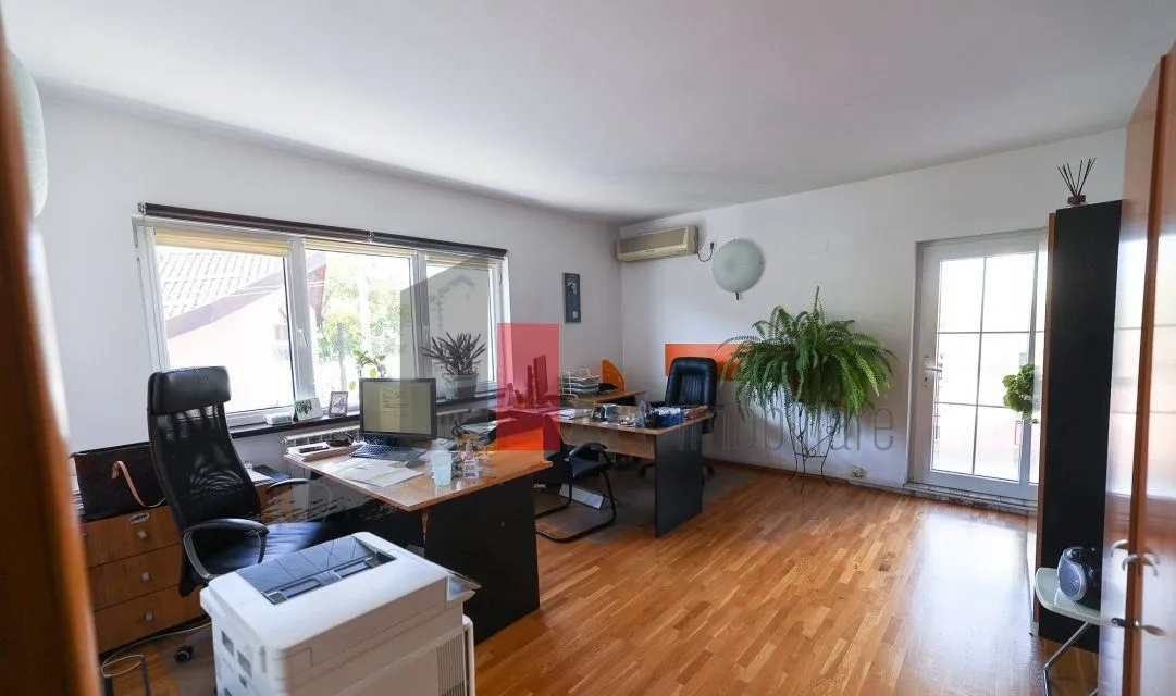 Domenii vila in locatie excelenta