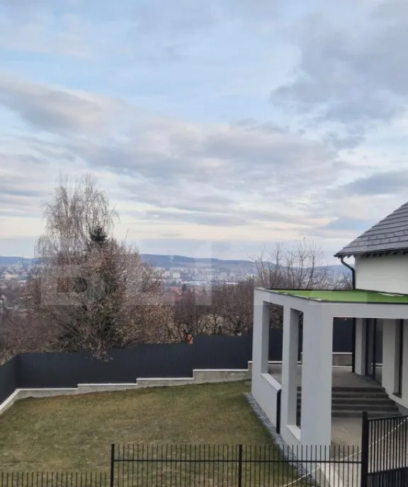 Exclusivitate Vila noua de vanzare in Sancrai cartier Rasa