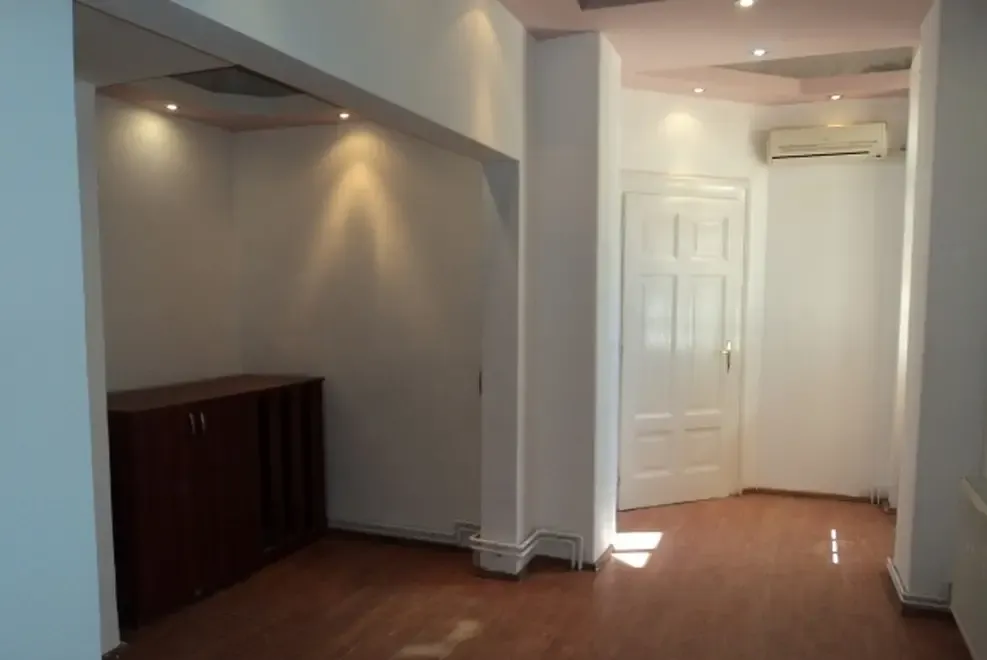 Apt 5 camere renovat 181mp Timisoara 388 000euro