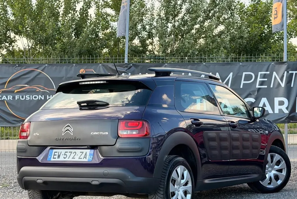 Citroen C4 Cactus 1 2 PureTech Shine 5 999 eur