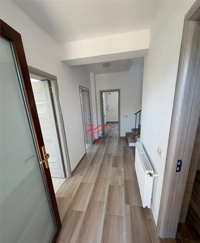 Domnesti vanzare vila P 1
