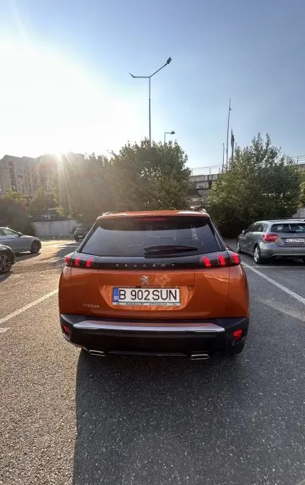 SUV PEUGEOT 2008 ALLURE AUTOMATA 2021 1 2 PureTech 130CP 39 000 km 15 900 eur