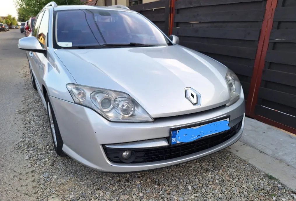Laguna 3 Grandtour 9 200 lei