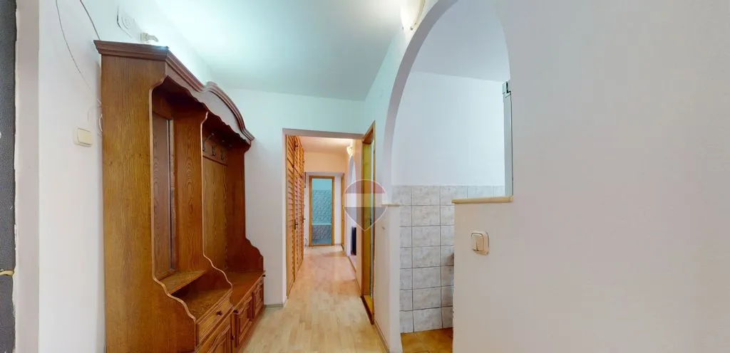 Apartament de inchiriat 3 camere Raca