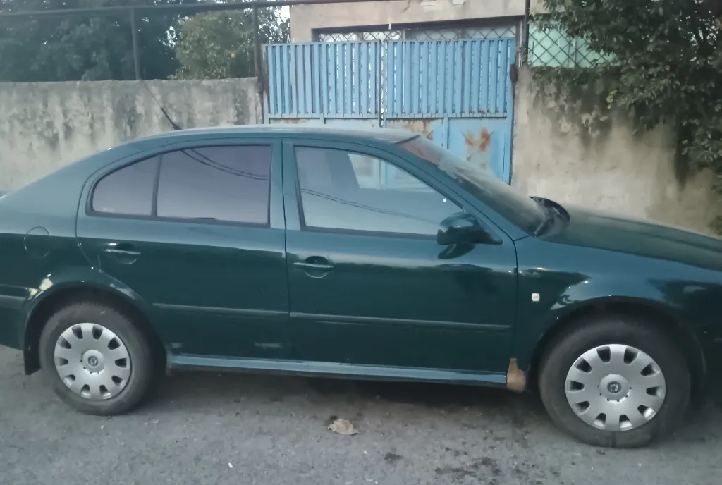 Skoda Octavia Tour 2005 motor defect 2 500 lei
